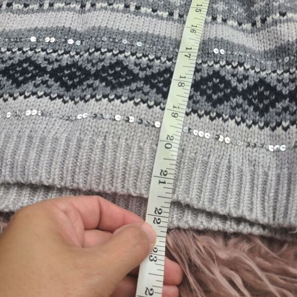 Old Navy Grey Fair Isle Sequin Sweater Women's Small - Picture 7 of 7
